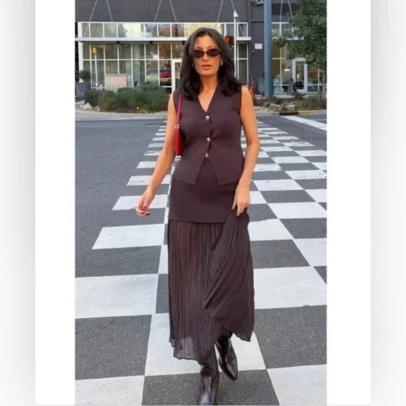 Zara Set - Picture 9 of 16